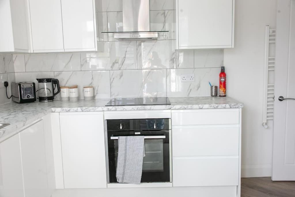 Coastal Haven In Leigh-On-Sea Διαμέρισμα Σάουθεντ-ον-Ση Εξωτερικό φωτογραφία
